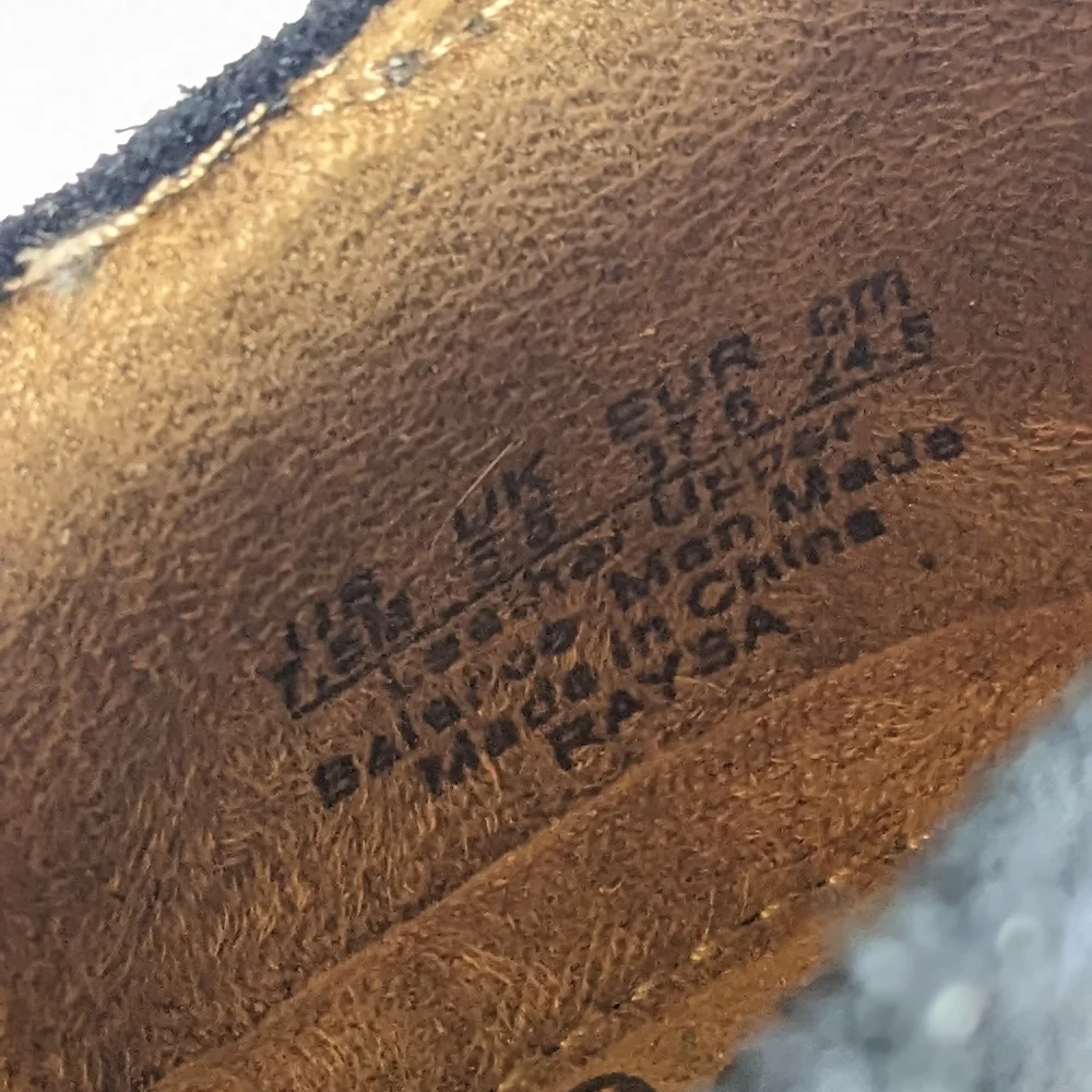 Natural soul suede loafers